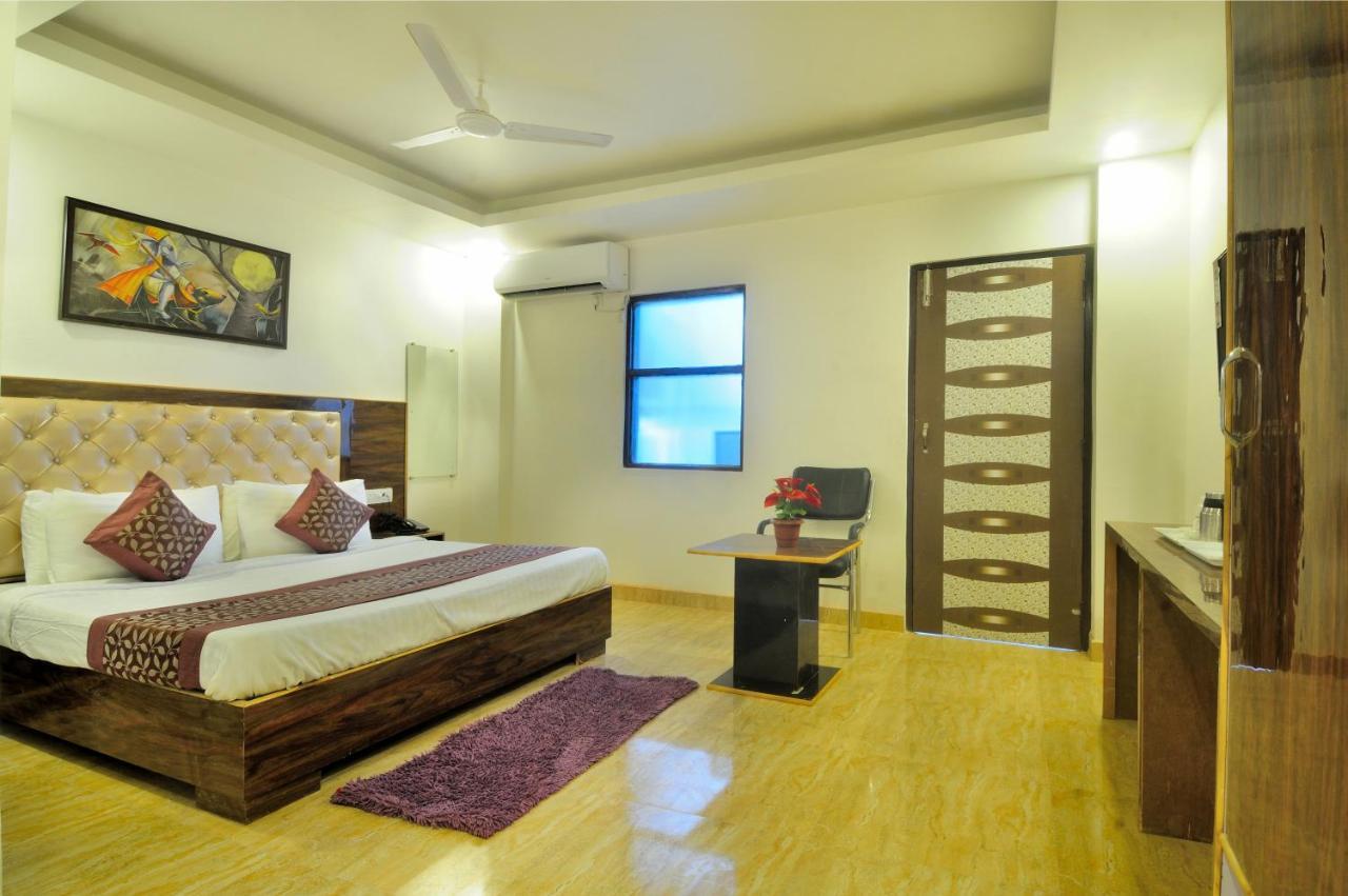 Hotel Noida Delight 外观 照片