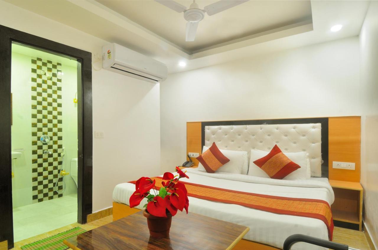 Hotel Noida Delight 外观 照片